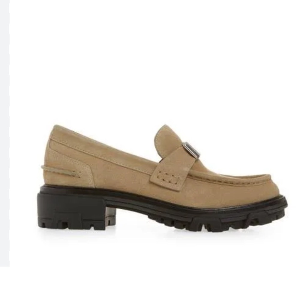 rag & Bone Shiloh 2.0 Lug Loafer
Size 40
Excellent condition worn a few times